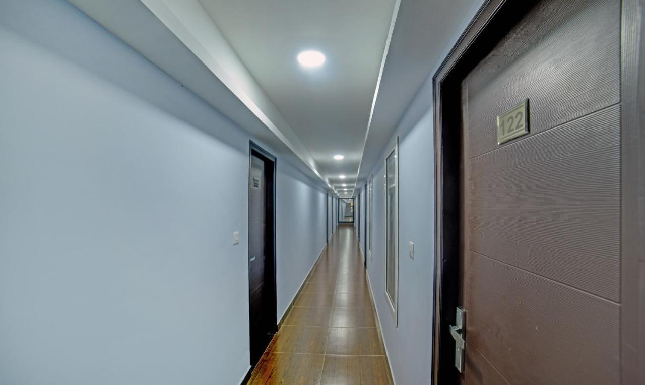 Treebo Trip Majestic Inn Thampanoor Thiruvananthapuram Екстер'єр фото